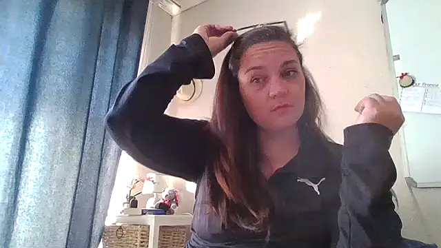 Snapshot of lilMissMarli chatting on 07/11/26, 12:49 lilMissMarli online show from 07/11/26, 12:49