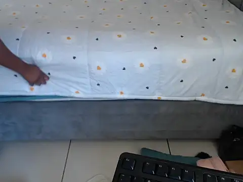 EmeraldGoddessXxX89 online show from 11/13/25, 09:57