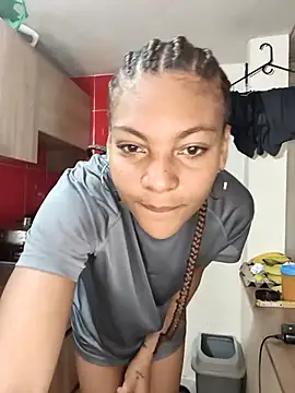 leona sumiza online show from 11/24/25, 10:59