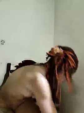 leona sumiza online show from 11/13/25, 10:57