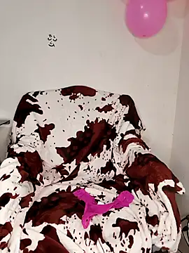 leona sumiza online show from 11/15/25, 01:42