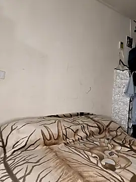 leona sumiza online show from 12/04/25, 11:20