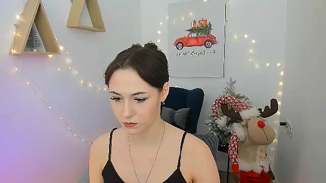 MakeYoueHappy online show from 12/14/25, 04:40