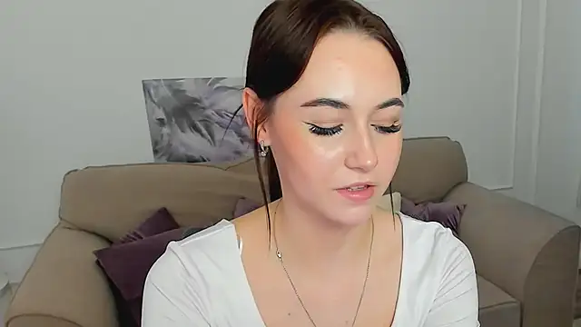 MakeYoueHappy online show from 11/23/25, 12:04