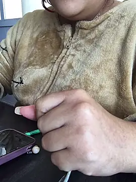 Evil kitty6 online show from 11/11/25, 04:13