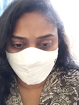 girl999 online show from 11/15/25, 04:22