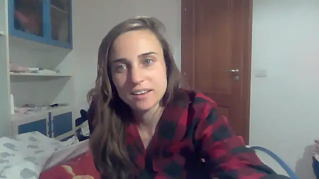 SinnEmily online show from 04/18/26, 04:31
