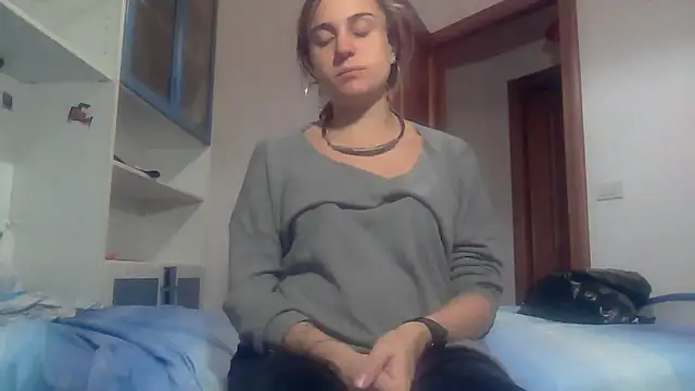 SinnEmily online show from 11/17/25, 09:52