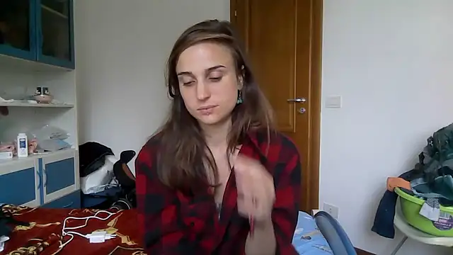 SinnEmily online show from 05/08/26, 07:23