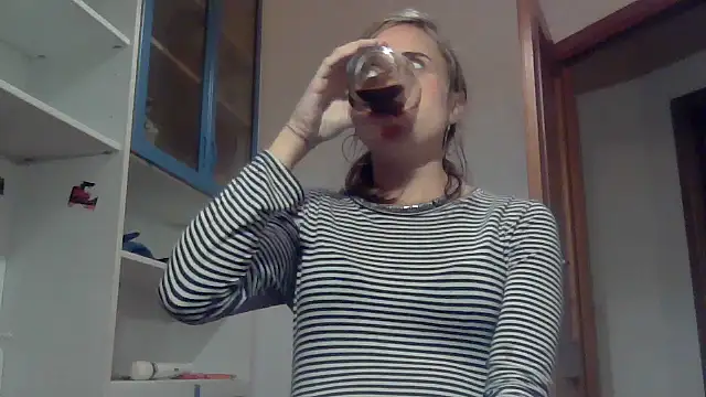 SinnEmily online show from 11/21/25, 04:17