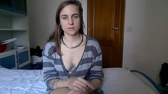 SinnEmily online show from 03/24/26, 11:32