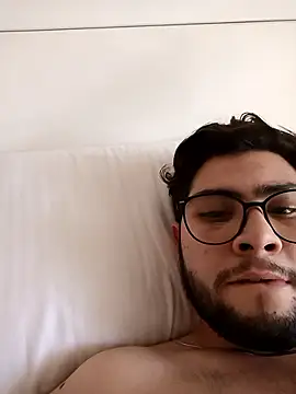 Mstfaavan64 online show from 12/23/25, 09:52