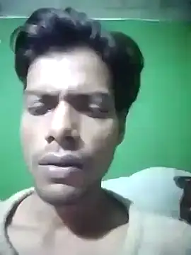 Snapshot of Luckysucks chatting on 11/02/25, 06:02 Luckysucks online show from 11/02/25, 06:02