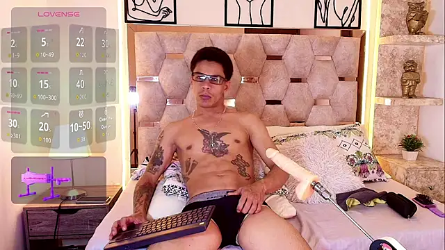 Snapshot of Andrew_Haalls chatting on 02/24/26, 08:31 Andrew Haalls online show from 02/24/26, 08:31