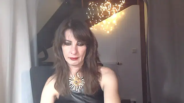 MissDyannis online show from 03/17/26, 07:17