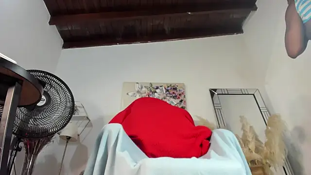 hathor  01 online show from 11/13/25, 02:15