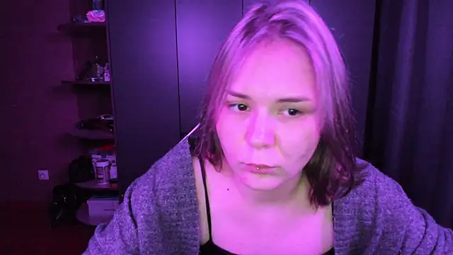 sophia lix online show from 11/11/25, 06:14