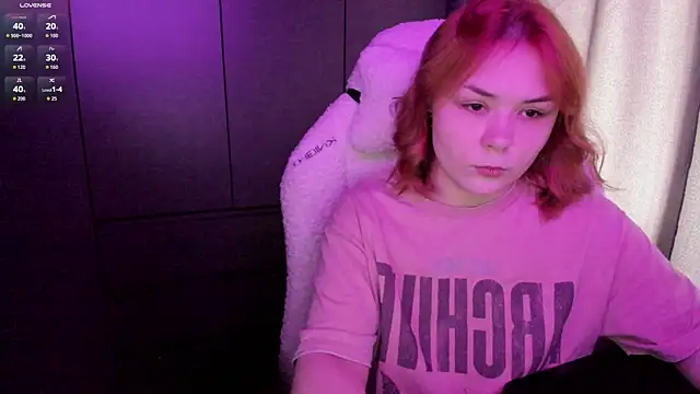 Snapshot of sophia_lix chatting on 06/22/26, 08:44 sophia lix online show from 06/22/26, 08:44