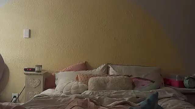 roxiebaby online show from 12/01/25, 05:19