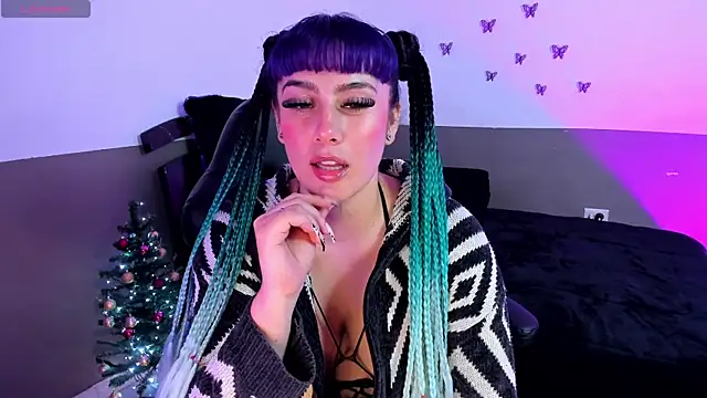 Monserrat Cute  online show from 11/23/25, 01:59