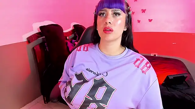 Monserrat Cute  online show from 02/07/26, 12:02