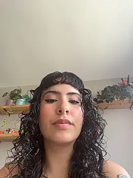 SugarTroubl33 online show from 04/04/26, 02:23