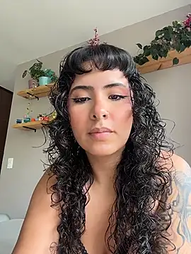 SugarTroubl33 online show from 04/02/26, 02:13