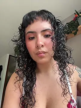 SugarTroubl33 online show from 02/10/26, 01:10