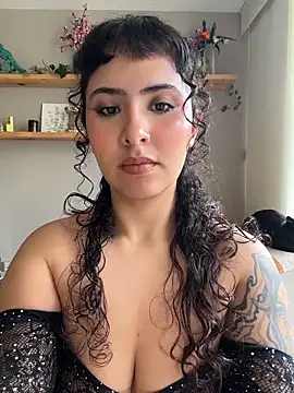 SugarTroubl33 online show from 03/06/26, 02:12