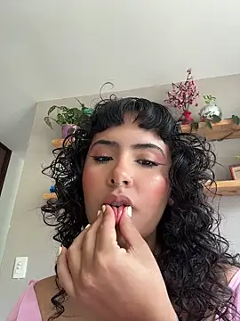 SugarTroubl33 online show from 06/02/26, 03:12
