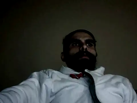 giovanift111 online show from 11/28/25, 08:03