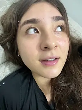 Valentina ro online show from 12/01/25, 02:23