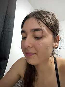 Valentina ro online show from 11/22/25, 02:21