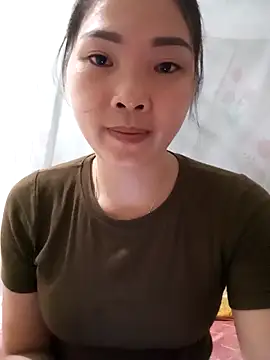 Snapshot of Lovebaby-love chatting on 04/14/26, 07:13 Lovebaby-love online show from 04/14/26, 07:13