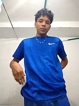 Alex Sweeting online show from 04/10/26, 09:16