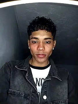 Alex Sweeting online show from 01/11/26, 09:38