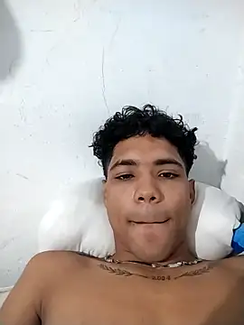 Alex Sweeting online show from 04/03/26, 06:14