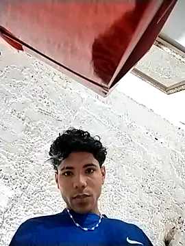 Alex Sweeting online show from 04/22/26, 06:25