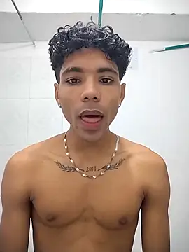 Alex Sweeting online show from 04/12/26, 09:01