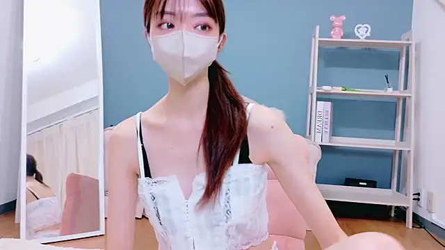 Sana-jpn online show from 12/20/25, 04:04