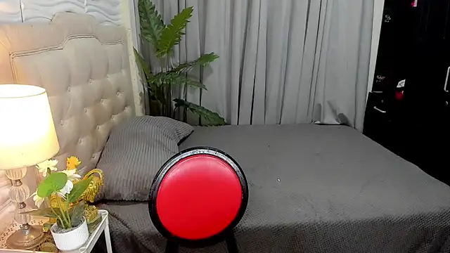 UnforgetableAsianCock online show from 02/17/26, 10:40