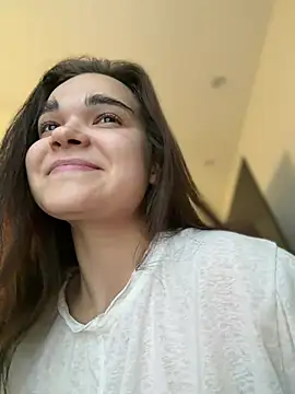 BabyShy- online show from 06/17/26, 10:36