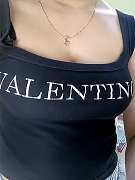 Snapshot of Spa_anna chatting on 10/30/25, 03:38 Spa anna online show from 10/30/25, 03:38