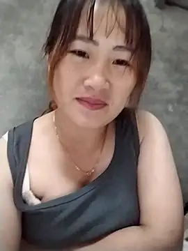 emini-xx online show from 11/04/25, 01:59