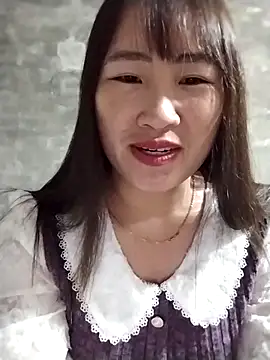 Snapshot of emini-xx chatting on 01/18/26, 11:02 emini-xx online show from 01/18/26, 11:02