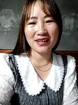 Snapshot of emini-xx chatting on 02/22/26, 01:52 emini-xx online show from 02/22/26, 01:52