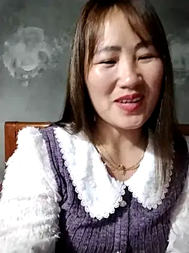 Snapshot of emini-xx chatting on 02/24/26, 01:45 emini-xx online show from 02/24/26, 01:45