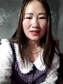 Snapshot of emini-xx chatting on 02/23/26, 11:27 emini-xx online show from 02/23/26, 11:27