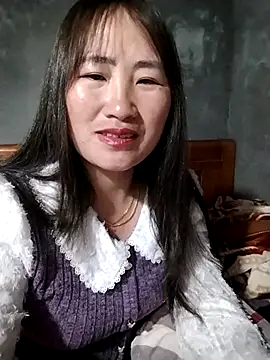 Snapshot of emini-xx chatting on 02/08/26, 12:36 emini-xx online show from 02/08/26, 12:36