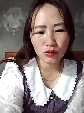 Snapshot of emini-xx chatting on 01/13/26, 02:15 emini-xx online show from 01/13/26, 02:15